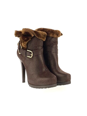 Vintage Love PreLoved Bot %70 İndirimli.