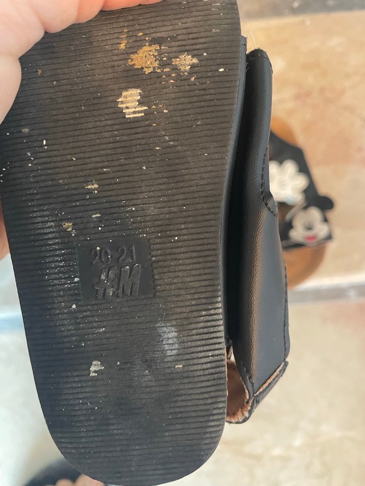 Kız Çocuk Mickey Baskılı Kemerli Terlik - Görsel 3