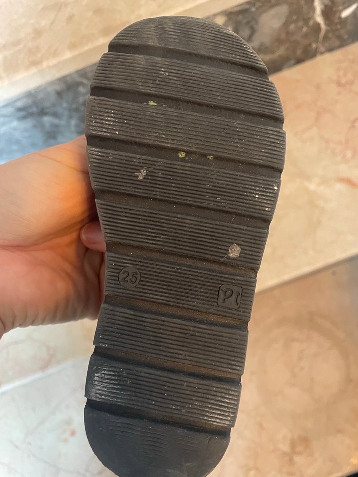 Kız Çocuk Siyah Rugan Babet Ayakkabı - Görsel 2