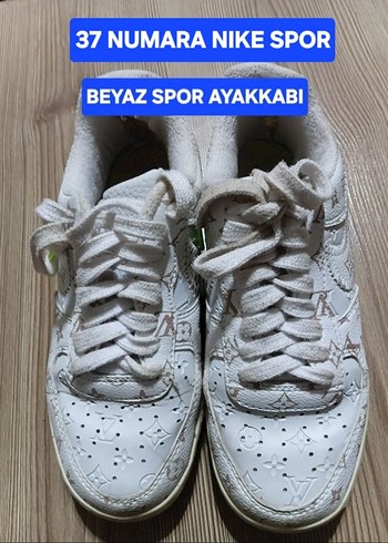 Nike Beyaz Monogramli Spor Ayakkabi