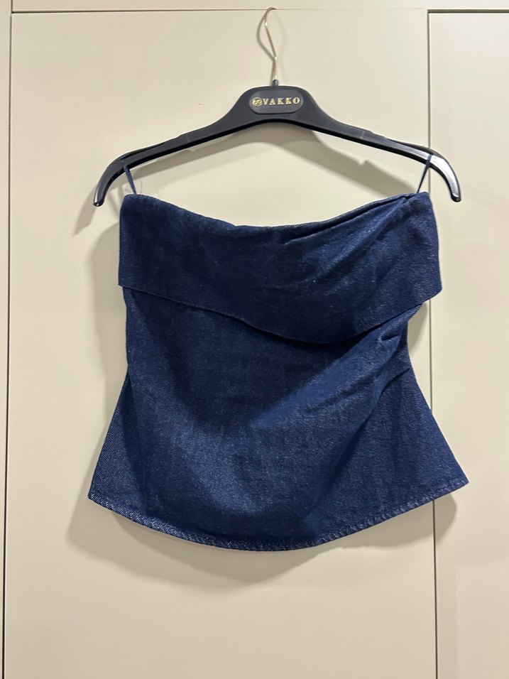 Zara Koyu Lacivert Straplez Top — görsel 4/6
