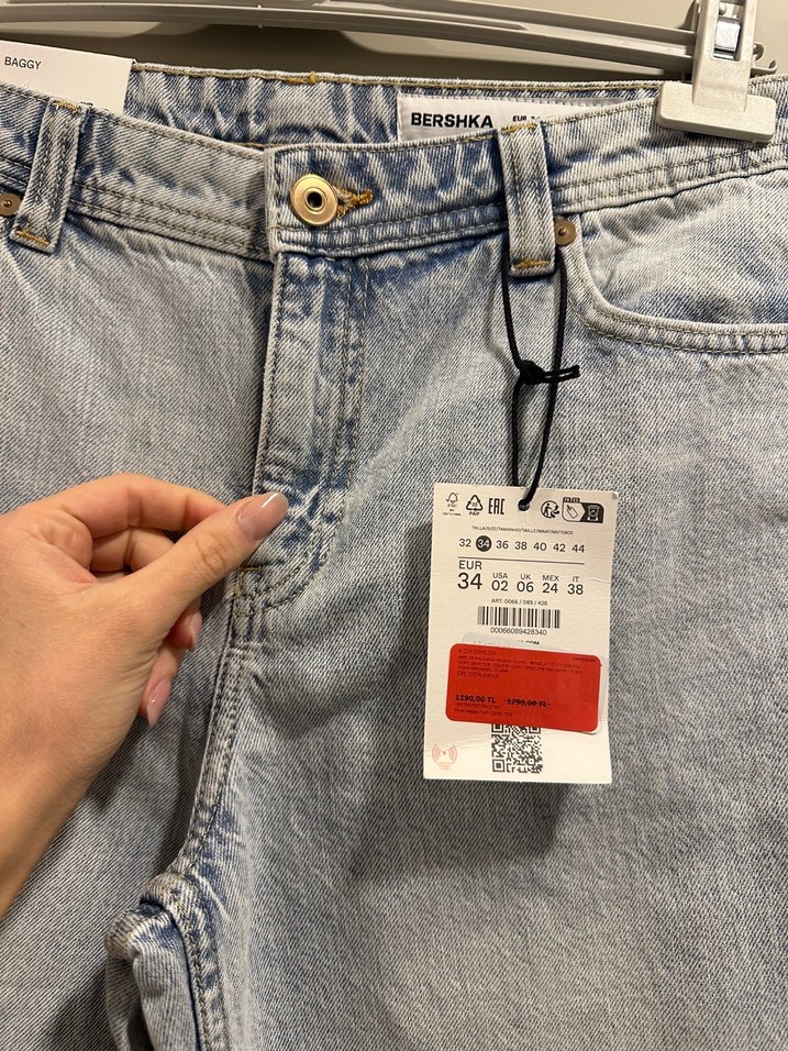 Açık Mavi Rahat Kesim Baggy Jean — görsel 4/7