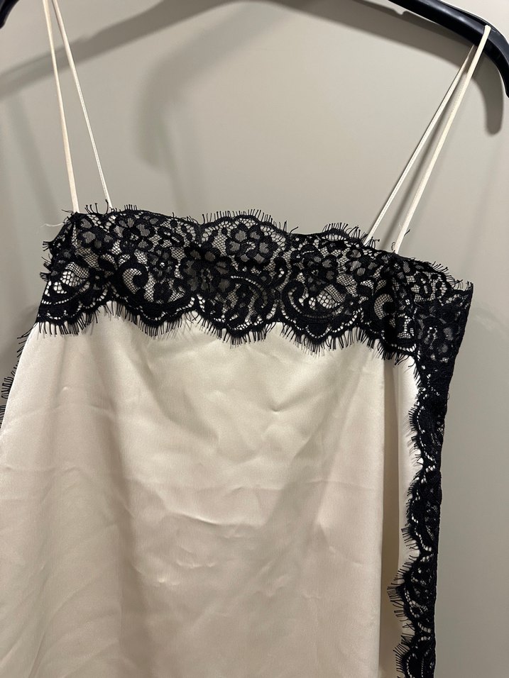 Zara Ekru Saten Siyah Dantel Detaylı İnce Askılı Bluz — görsel 4/7