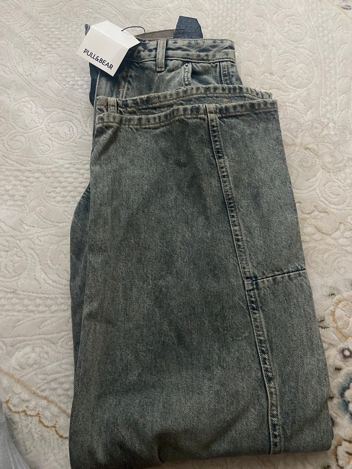 Pull&Bear Yıkamalı Mavi Denim Jean baggy kalip etiketli — görsel 3/4