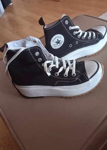 Converse Siyah Beyaz Yuksek Bilekli Sneaker