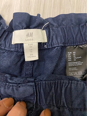 H&M Koyu Lacivert Şort