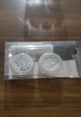 h&m glitter eye primer 