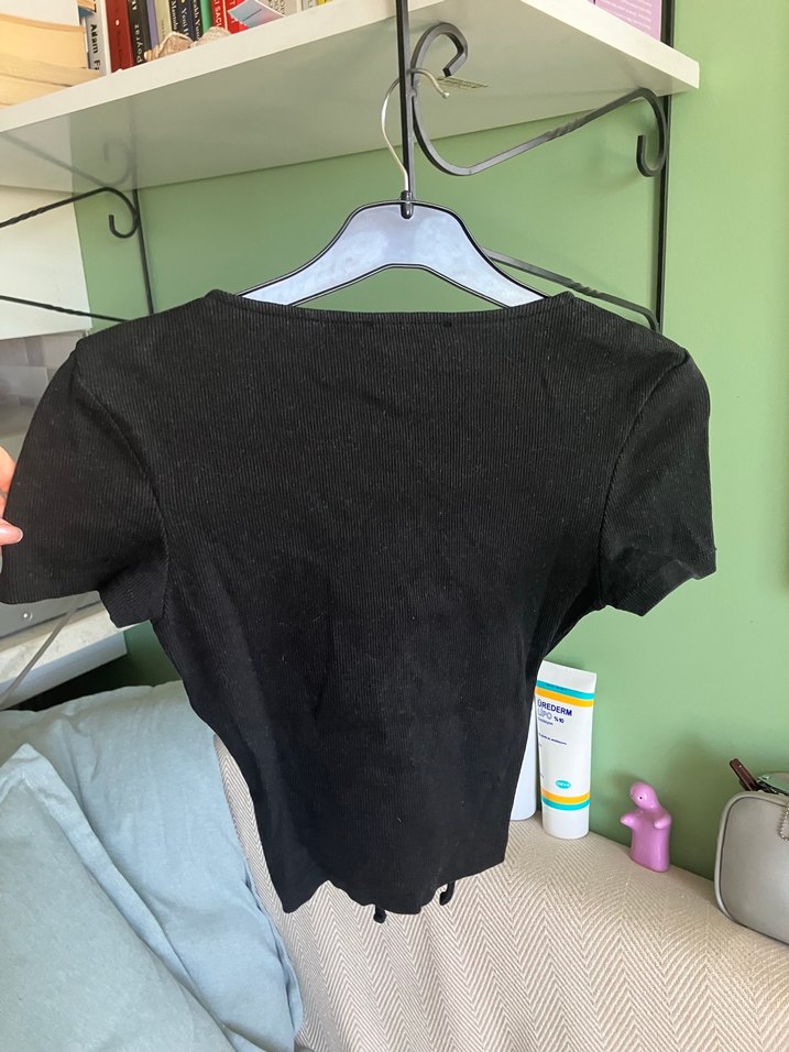 Siyah önü büzgülü Kısa Kollu Kadın Bluz - Görsel 3