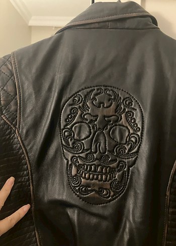 Kuru kafa işlemeli 
Kadın Deri Ceket - Derimod - Görsel 3