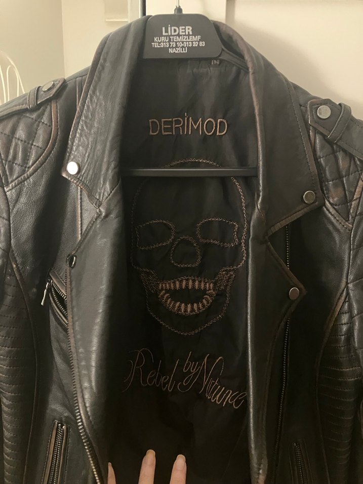 Kuru kafa işlemeli 
Kadın Deri Ceket - Derimod - Görsel 2
