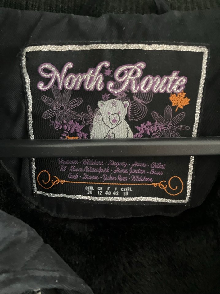 Siyah Fermuarlı Kadın Ceket - Görsel 2