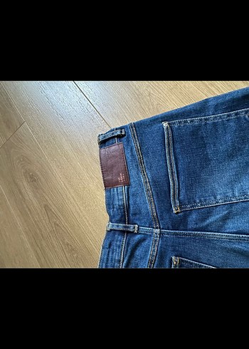 Mavi Mini Denim Şort - Görsel 4