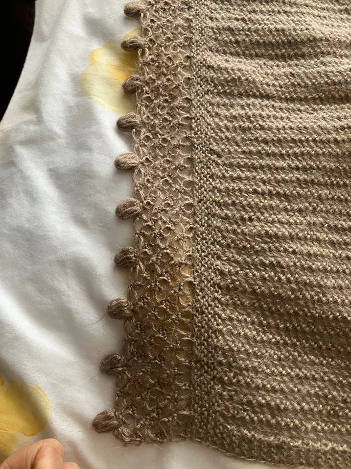 Bej Örgü Kadın Şal - Görsel 4