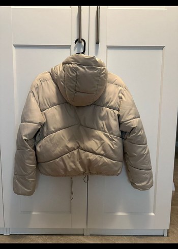 Bej Kadın Kışlık Kapüşonlu Mont - Görsel 2