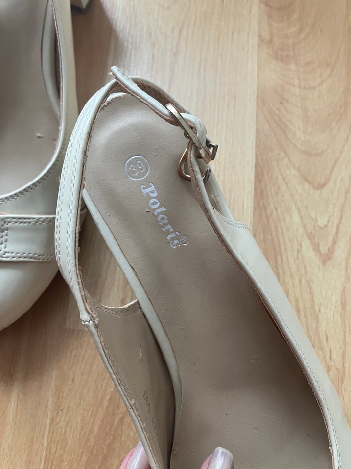 Tokalı Bej kalın topuk Ayakkabı - Görsel 2