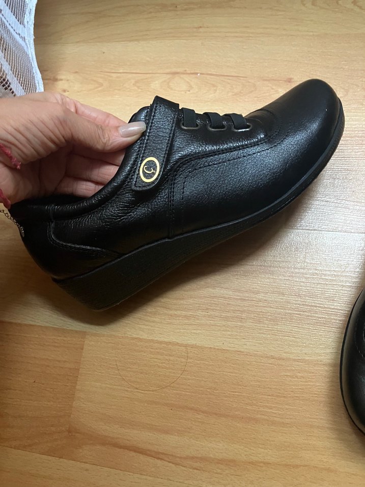 Tokalı Siyah deri Ayakkabısı - Görsel 3