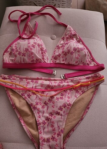 40 Beden çeşitli Renk Bikini takımı