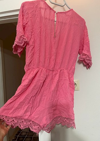 Pembe Dantel Detaylı Bohem Kısa Tulum - Görsel 2