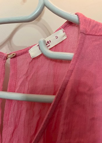 Pembe Dantel Detaylı Bohem Kısa Tulum - Görsel 5