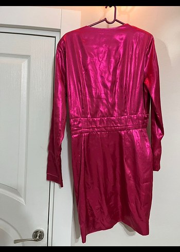 Pembe parlak elbise - Görsel 3