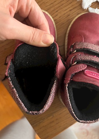 24 Beden pembe Renk Kız Çocuk Pembe Süet Tokalı Bot