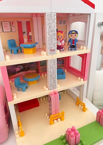 Beden Renk Pembe Üç Katlı Oyuncak Ev