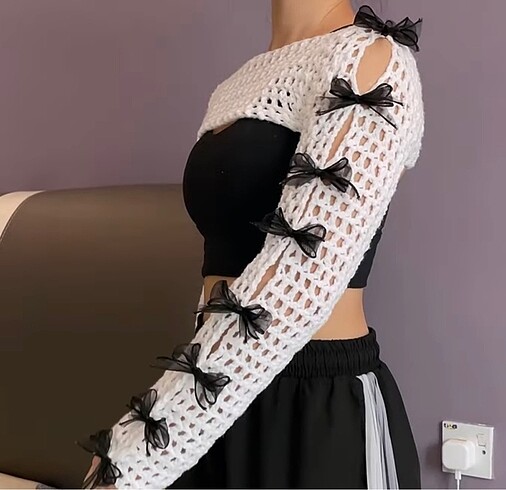 Fiyonklu tığ işi örgü file bolero üst