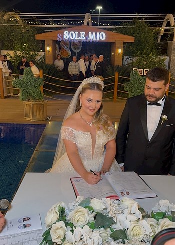 Aysira Straplez Modern Klasik Prenses Gelinlik