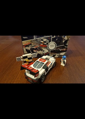 LEGO Audi R8 LMS Yarış Arabası Seti - Görsel 4