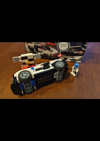 LEGO Audi R8 LMS Yarış Arabası Seti - Görsel 3