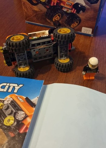 LEGO City Turuncu Off-Road Araba Seti - Görsel 5