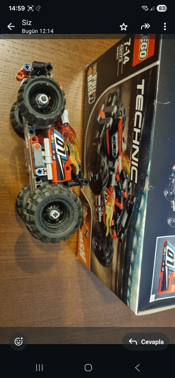 LEGO Technic Kırmızı Off-Road Araba 42073 - Görsel 2
