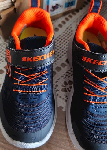 Skechers ürünü