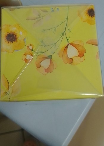 Bee Beauty Bee Beauty Laugh Kadın Parfümü 100 ml