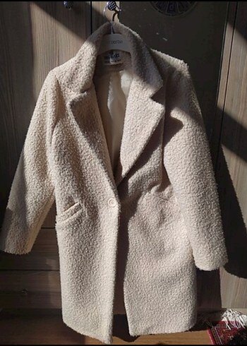 Zara Krem Rengi Yumuşak Dokulu Kaban