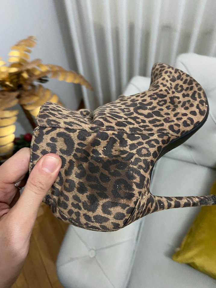 Leopar Desenli Süet Topuklu Bot - Görsel 3