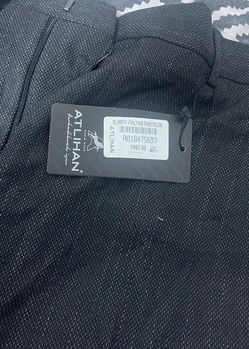 Atlihan Siyah Slim Fit Pantolon