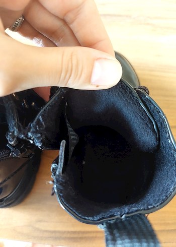 Kız Çocuk Siyah Lastik Tokalı Bot - Görsel 11