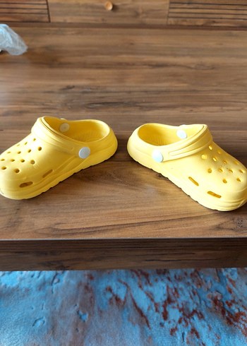 Sarı Kız Çocuk Terlik - Görsel 3