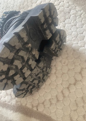 Kızlar İçin Siyah Deri Gotik Yılan Desenli Bot - Görsel 3