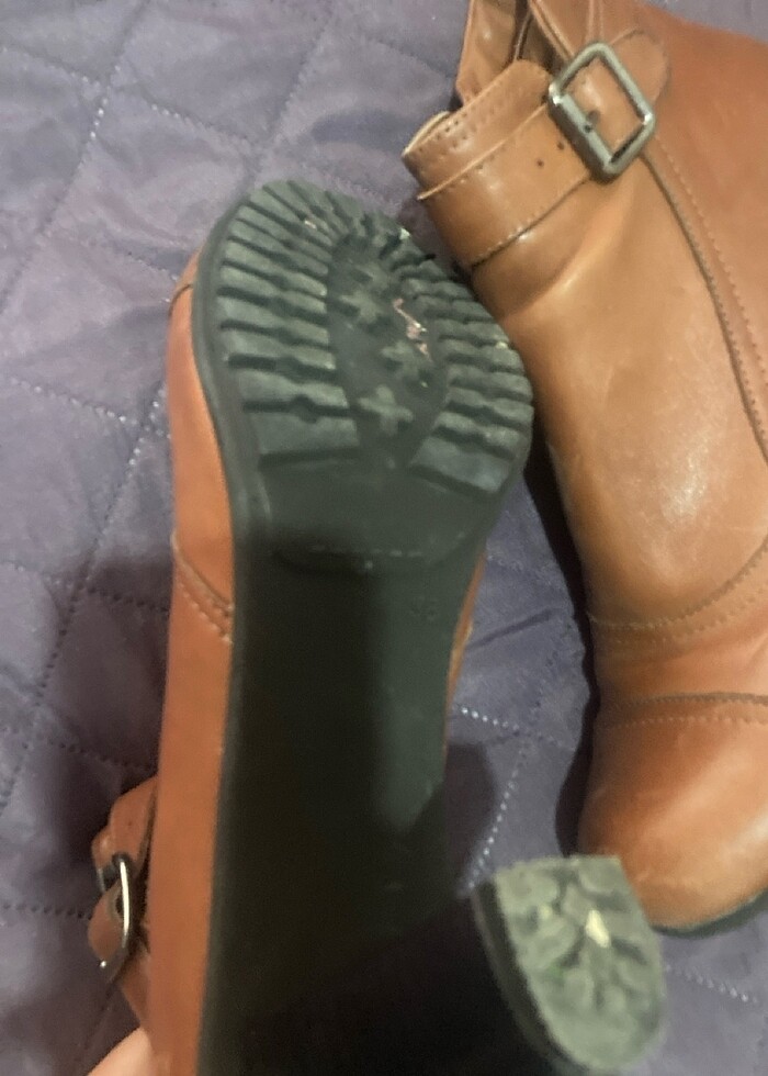 Kadın kısa bot - Görsel 4