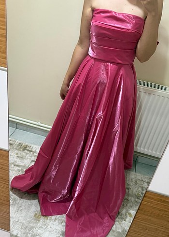 Pembe Parlak Uzun Straplez Abiye Elbise - Görsel 3