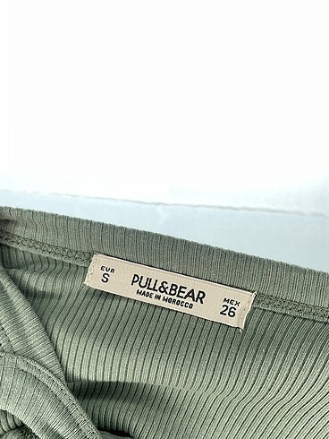 s Beden çeşitli Renk Pull and Bear Mini Üst %70 İndirimli.