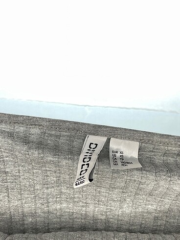 xs Beden çeşitli Renk H&M Mini Üst %70 İndirimli.