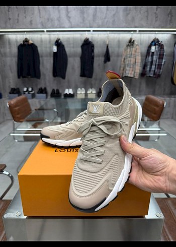 Louis Vuitton Bej Sneaker