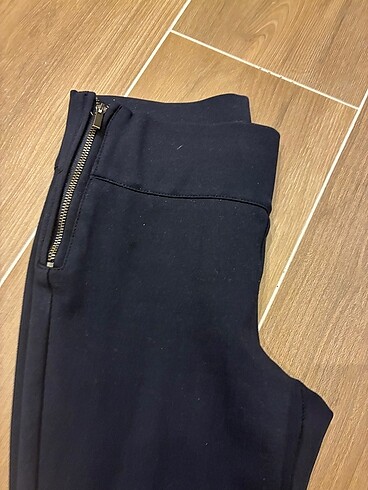 Zara tayt