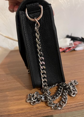 Zincir Detaylı Siyah Deri Kadın Çanta - Görsel 4
