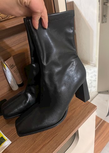 Siyah Deri Stiletto Topuklu Kadın Bot - Görsel 7