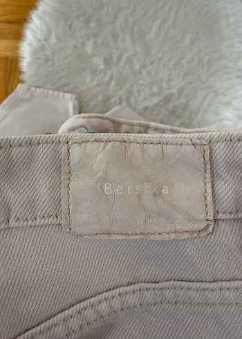 m Beden ten rengi Renk Bershka mom jean