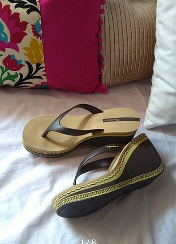 Twigy İnpanema Dolgu Topuk Terlik 